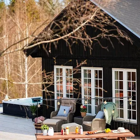 Nordre Hella - With Jacuzzi With 4 Bedrooms *