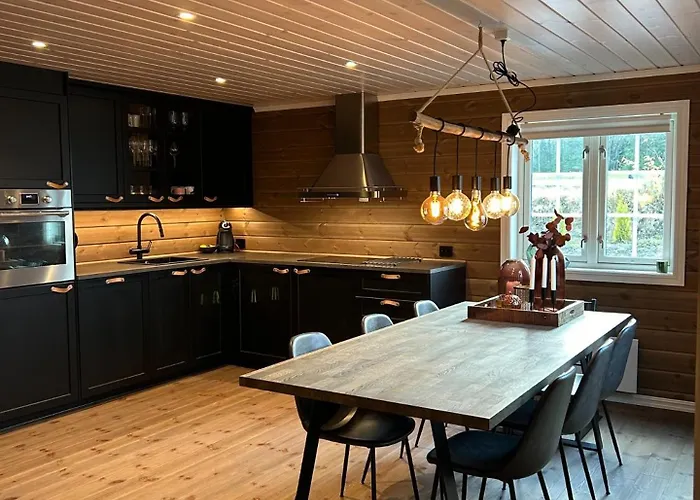 Nordre Hella - With Jacuzzi With 4 Bedrooms *
