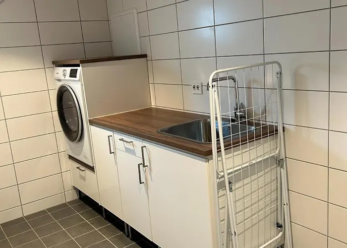 Nordre Hella - With Jacuzzi With 4 Bedrooms Fossby